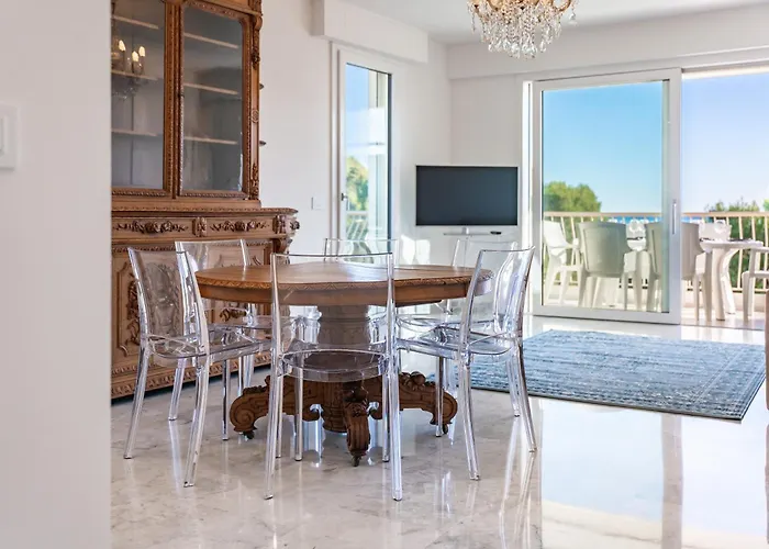 3 Pièces En Dernier étage - Vue Et Montagnes - Résidence De Standing Appartement *