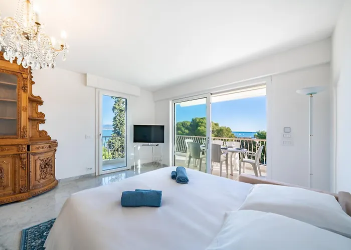 3 Pièces En Dernier étage - Vue Et Montagnes - Résidence De Standing Appartement Antibes