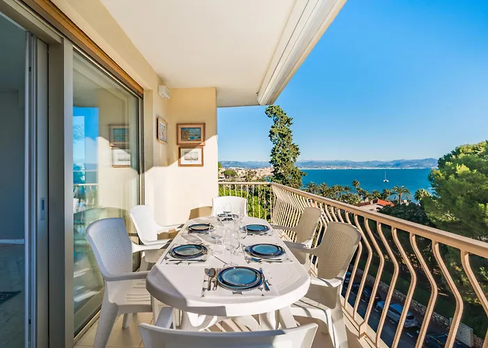 Appartement 3 Pièces En Dernier étage - Vue Et Montagnes - Résidence De Standing *