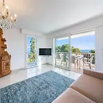 3 Pieces En Dernier Etage - Vue Et Montagnes - De Standing Апартаменты Антиб