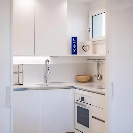 Апартаменты 3 Pieces En Dernier Etage - Vue Et Montagnes - De Standing Антиб